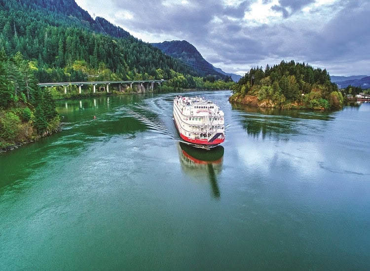 Columbia River Sailing