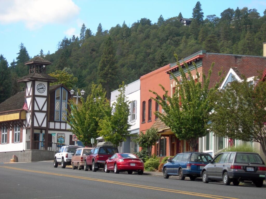 White Salmon