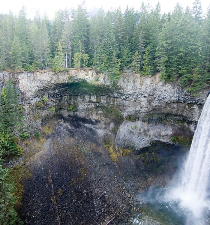 Brandywine Falls - Waterfalls in Whistler