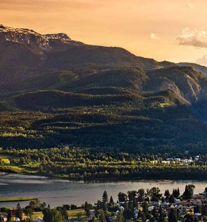 Epic Guide to the Best Things to Do in Revelstoke BC